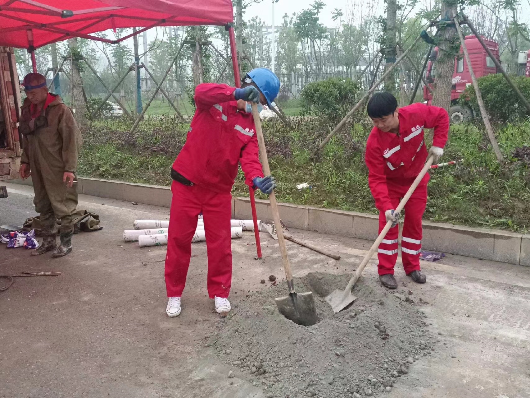 凤岗镇管道疏通哪家好】及时进行市政管道清淤